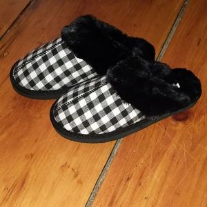 Buffalo check slippers